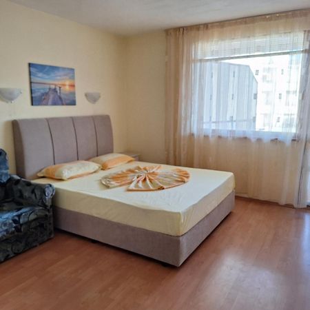 Primorski Briz Guest House Приморско Экстерьер фото